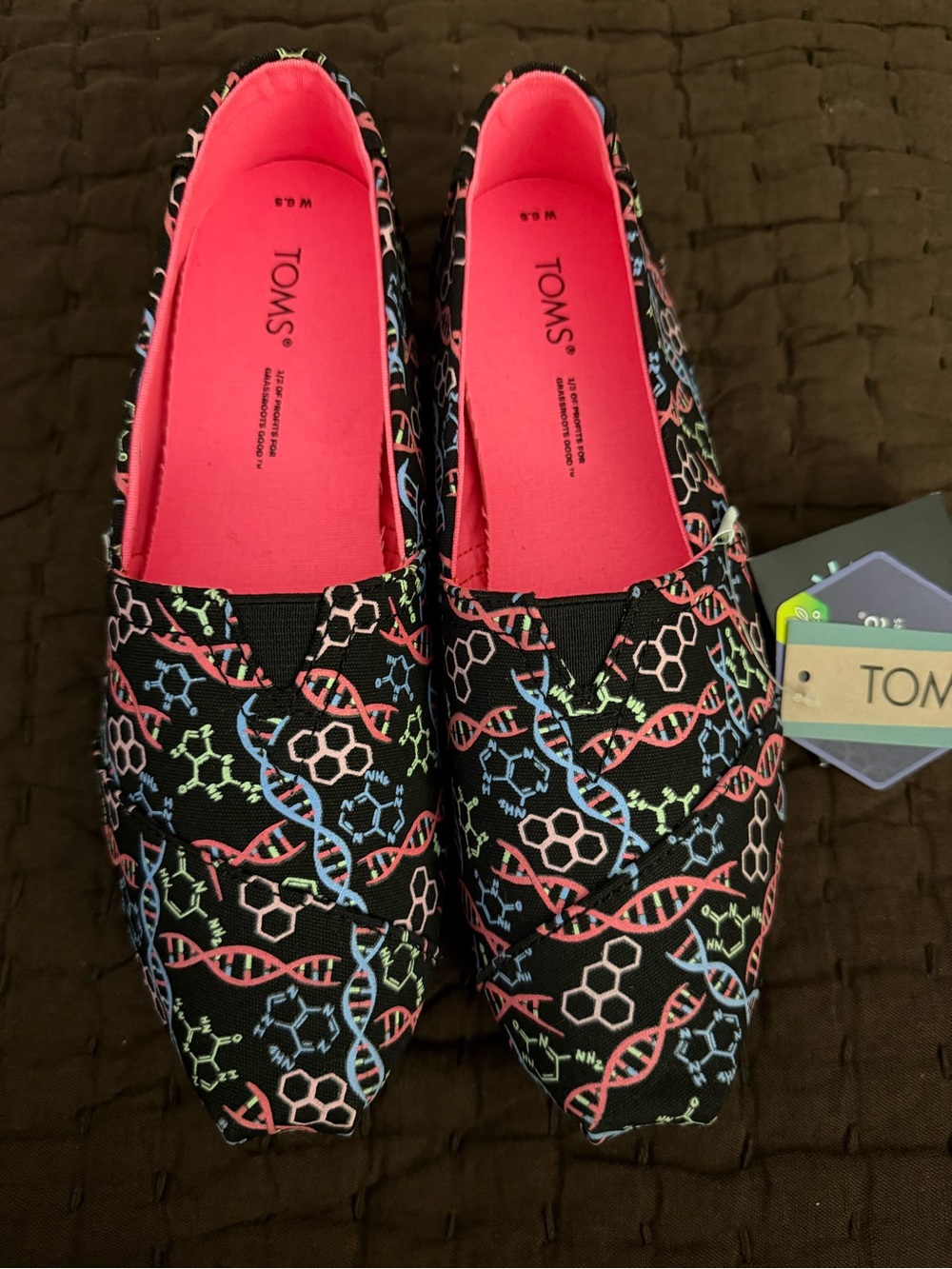 TOMS Alpargata Slip On Flats Size 6.5 GLOW IN THE DARK - DNA Shoes
